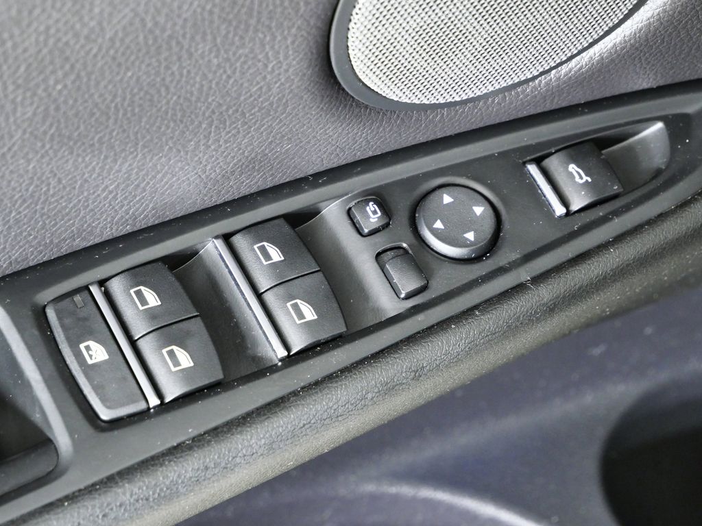 Thumbnail: 2018 BMW X5 - 37