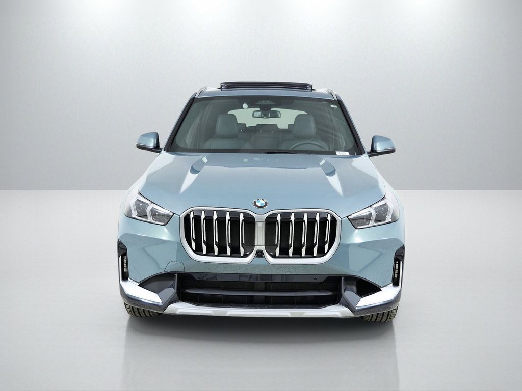 Thumbnail: 2026 BMW X1 - 2