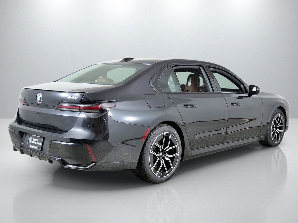 Thumbnail: 2026 BMW 7 Series - 9