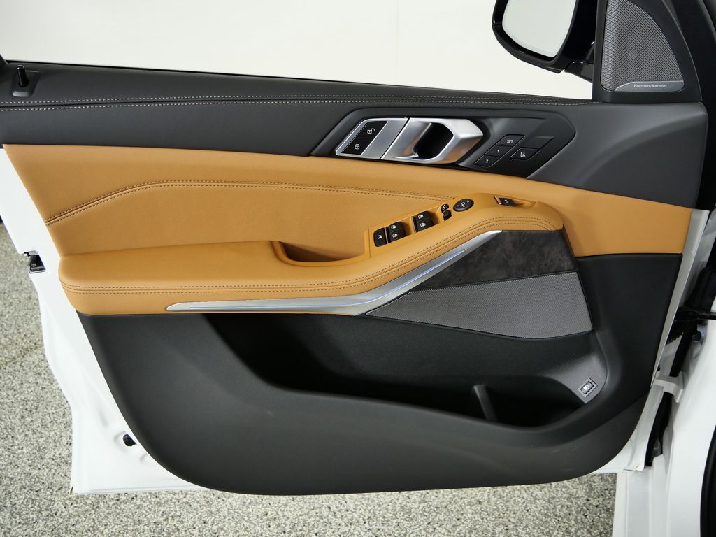 Thumbnail: 2026 BMW X5 - 34