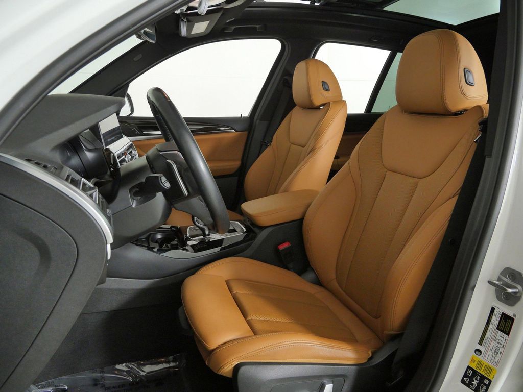 Thumbnail: 2023 BMW X3 - 39