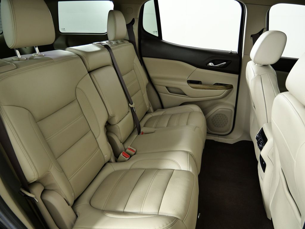 Thumbnail: 2017 GMC Acadia - 27