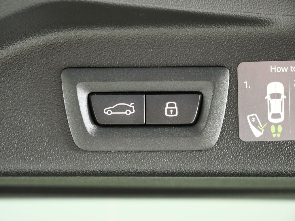 Thumbnail: 2026 BMW X5 - 30