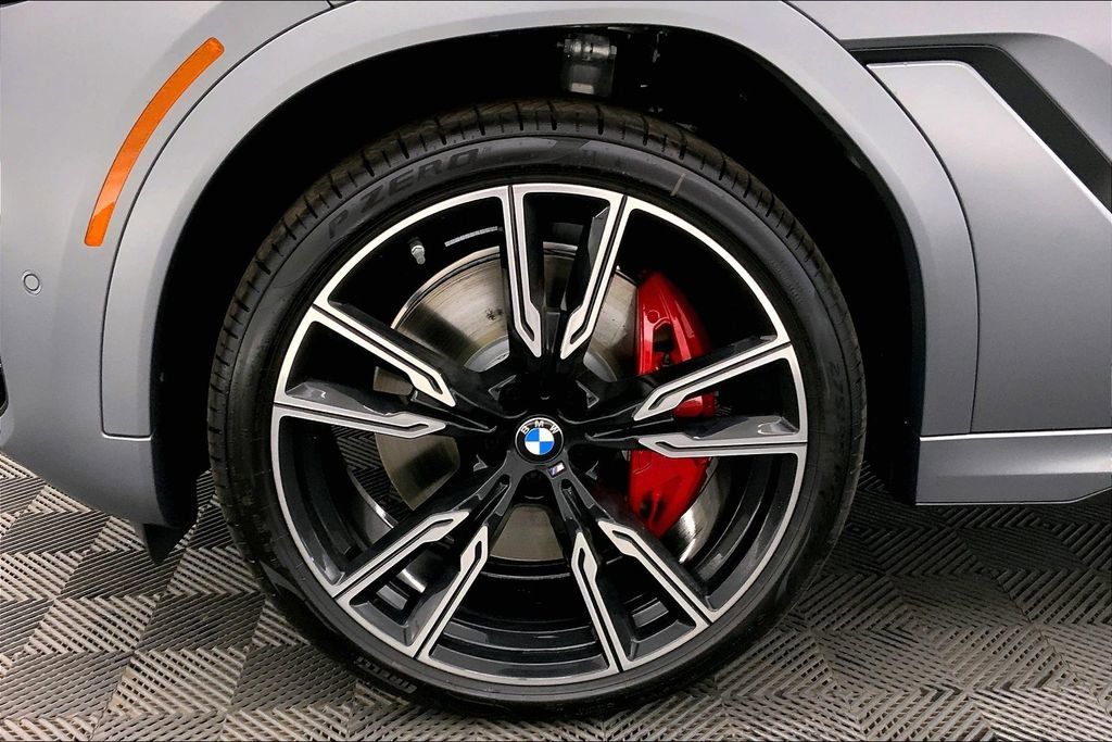 Thumbnail: 2026 BMW X6 - 8