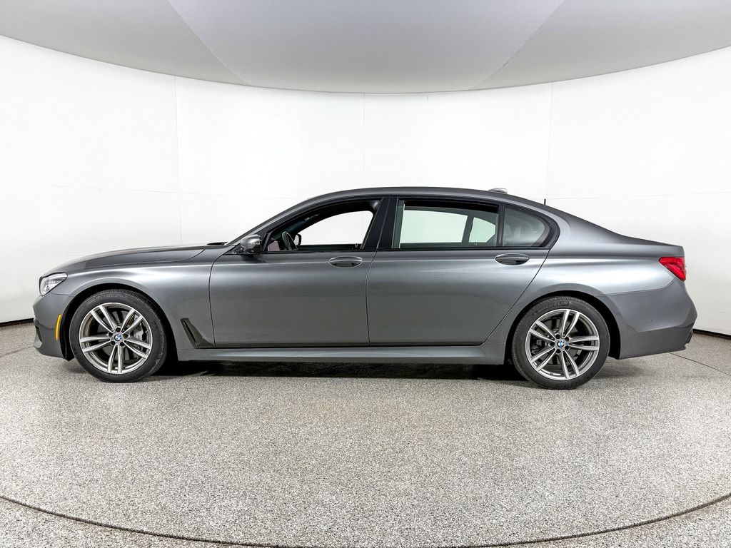 Thumbnail: 2019 BMW 7 Series - 6
