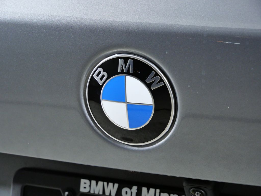 Thumbnail: 2026 BMW X5 - 11