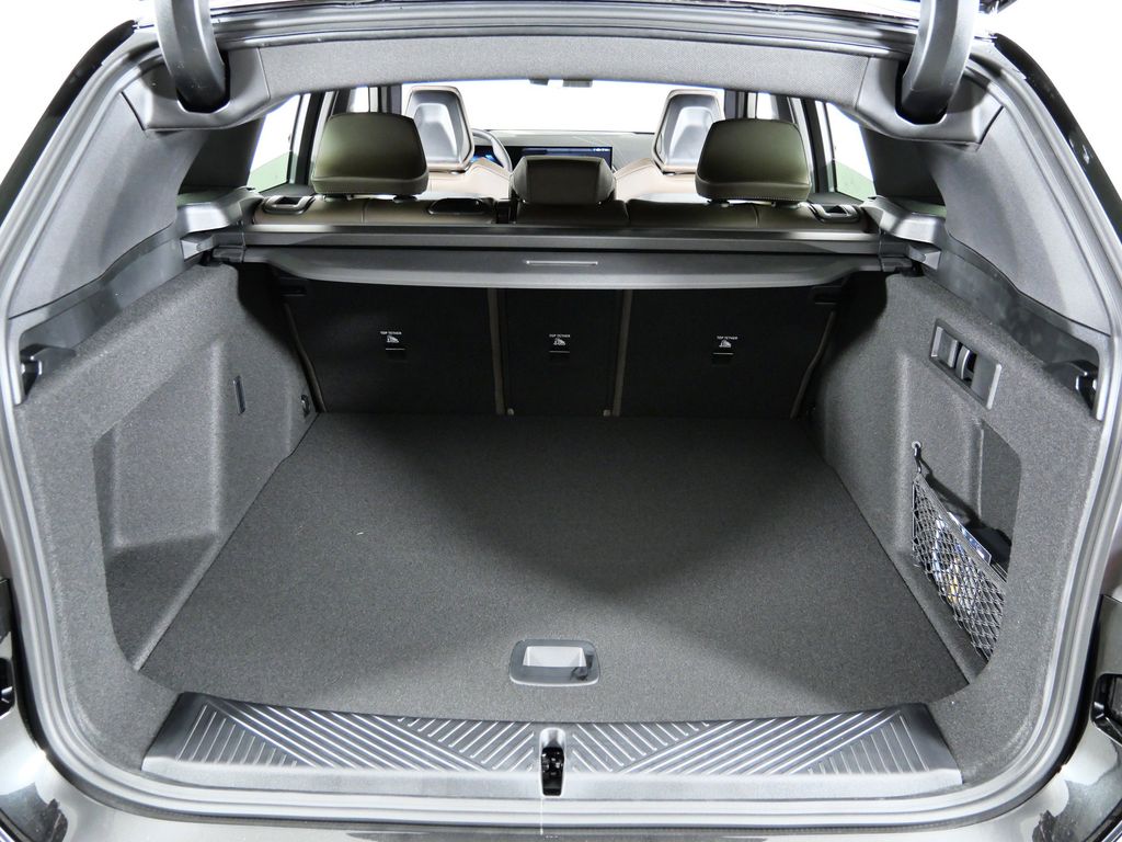 Thumbnail: 2026 BMW X3 - 25