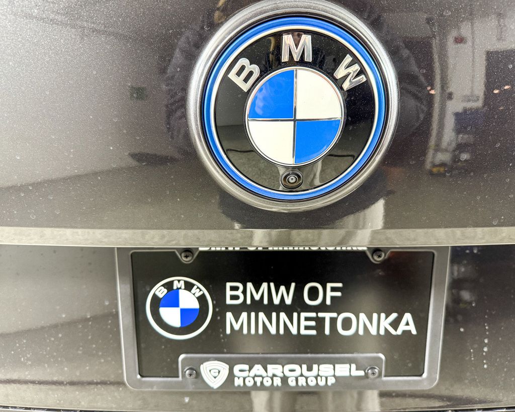 2025 BMW iX xDrive50 15