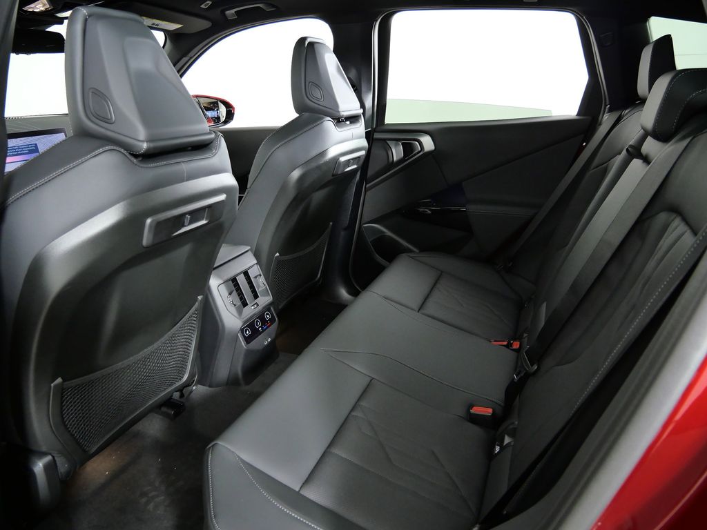 Thumbnail: 2026 BMW X3 - 31