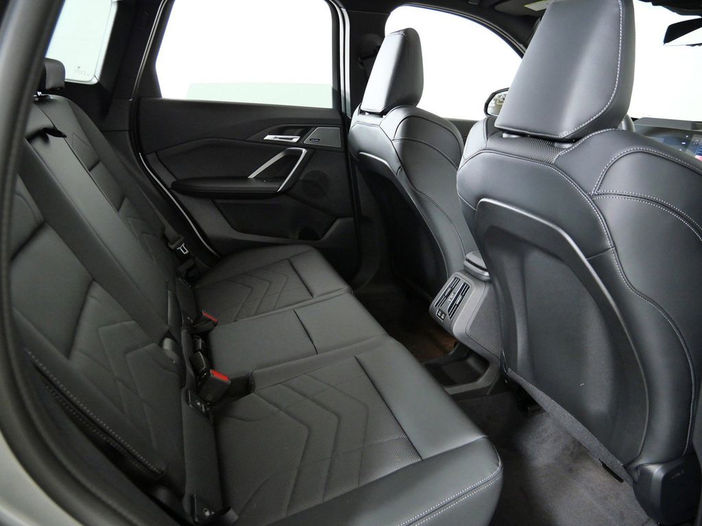 Thumbnail: 2026 BMW X1 - 24