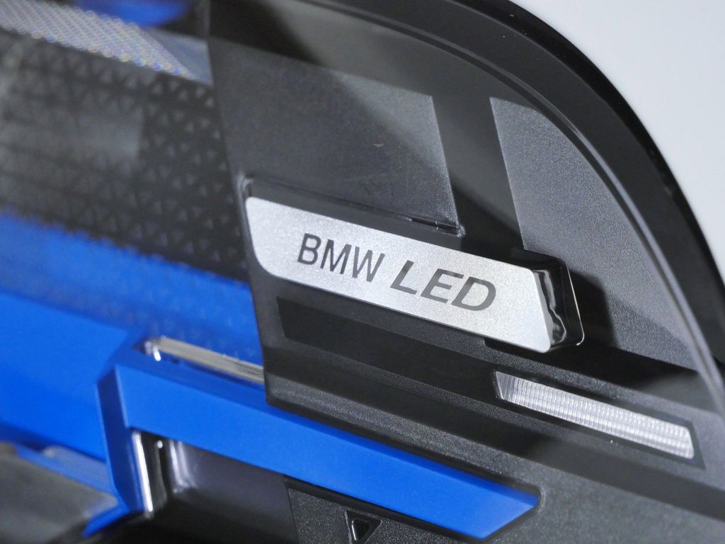 Thumbnail: 2026 BMW X5 - 4