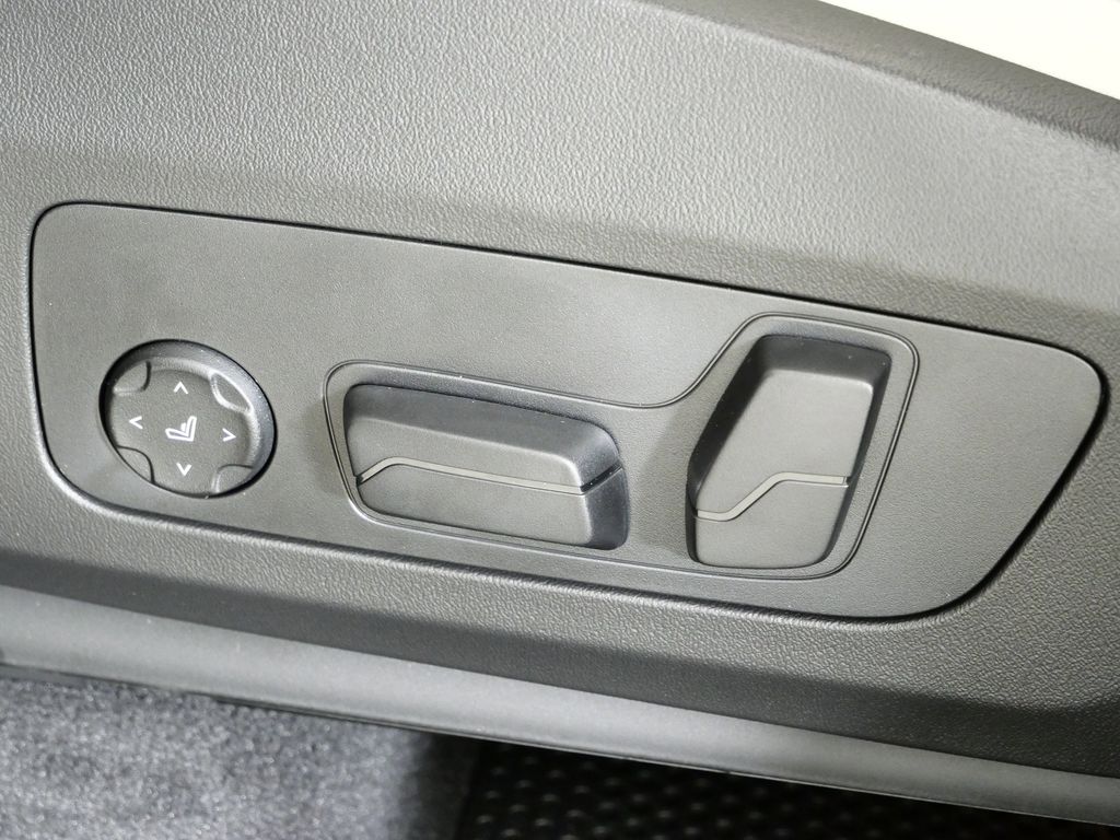 Thumbnail: 2026 BMW X1 - 38