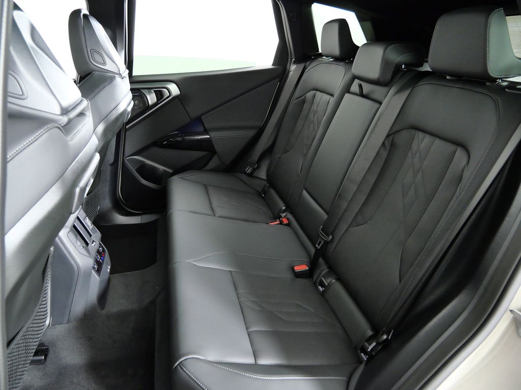 Thumbnail: 2026 BMW X3 - 32