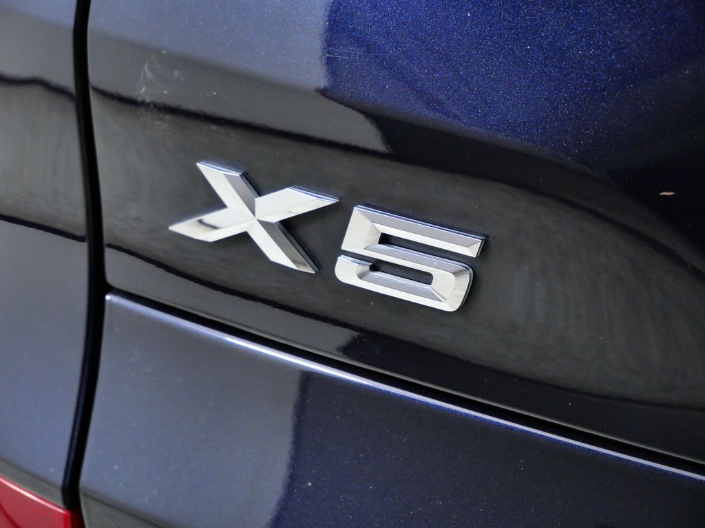 Thumbnail: 2023 BMW X5 - 14