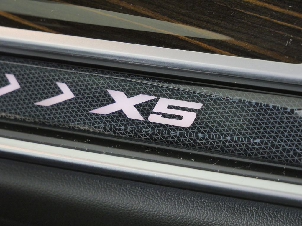 Thumbnail: 2026 BMW X5 - 24