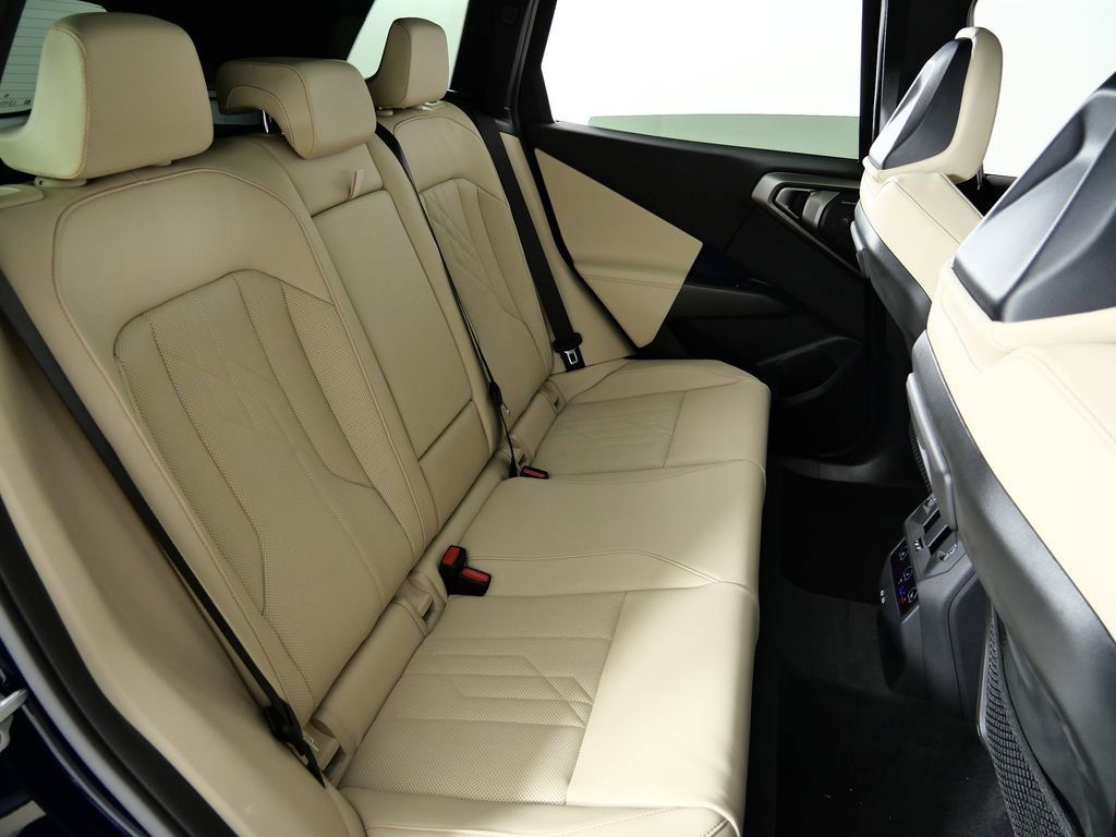 Thumbnail: 2026 BMW X3 - 30