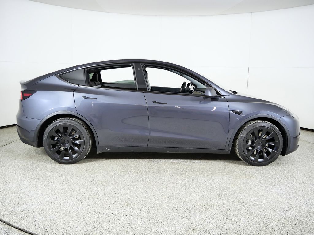 Thumbnail: 2021 Tesla Model Y - 9