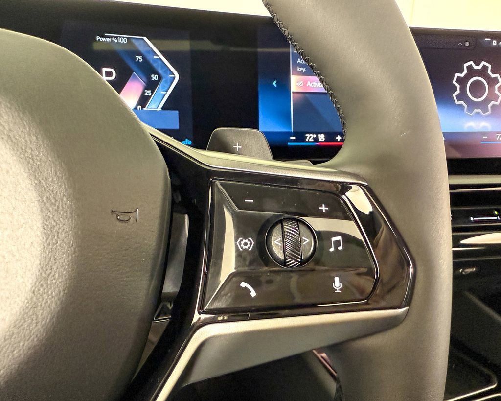 Thumbnail: 2025 BMW 5 Series - 41