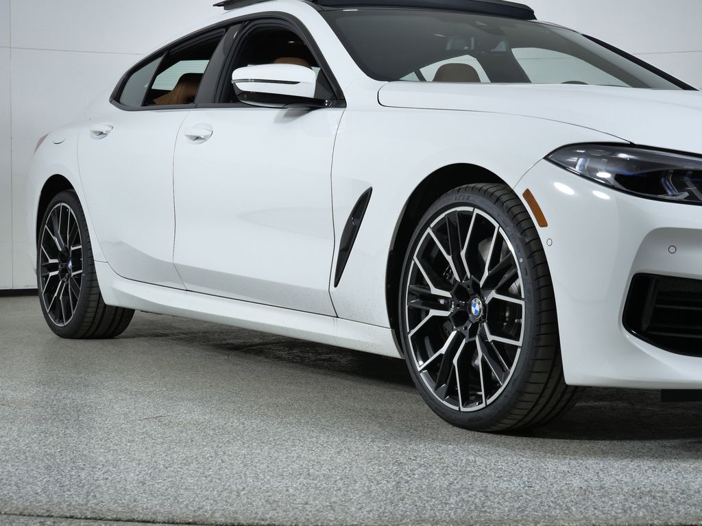 Thumbnail: 2026 BMW 8 Series - 6