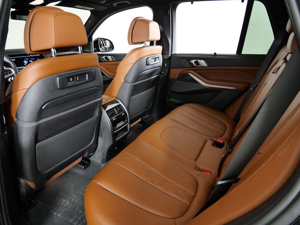 Thumbnail: 2023 BMW X5 - 36