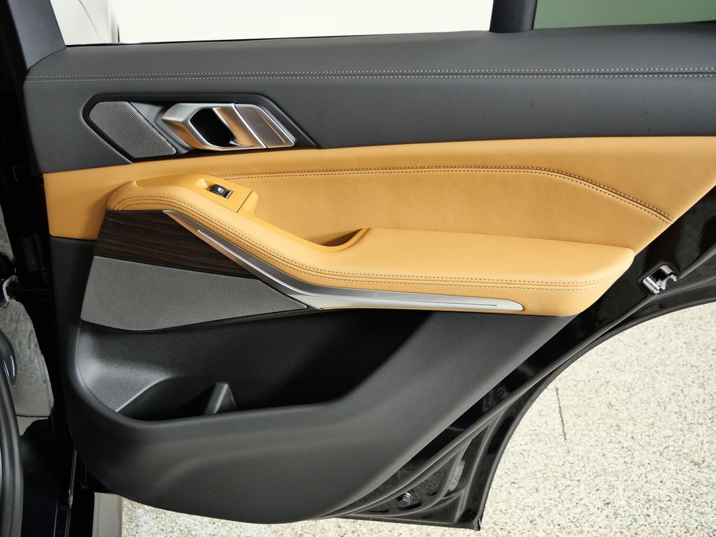 Thumbnail: 2026 BMW X5 - 25