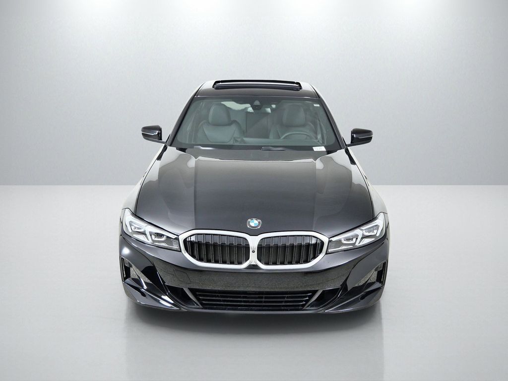 Thumbnail: 2026 BMW 3 Series - 16