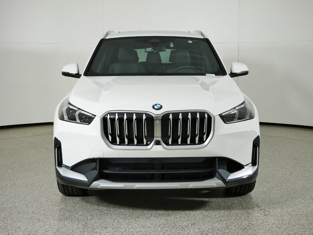 Thumbnail: 2025 BMW X1 - 17