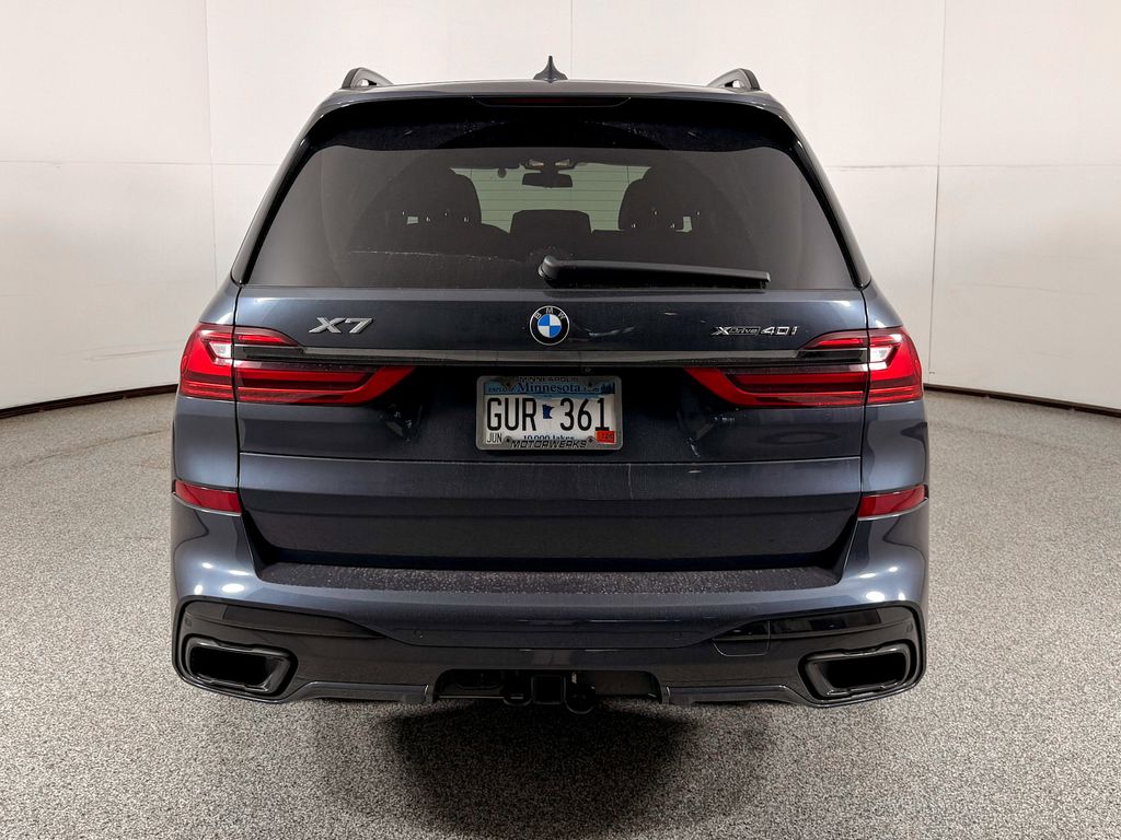 Thumbnail: 2021 BMW X7 - 8