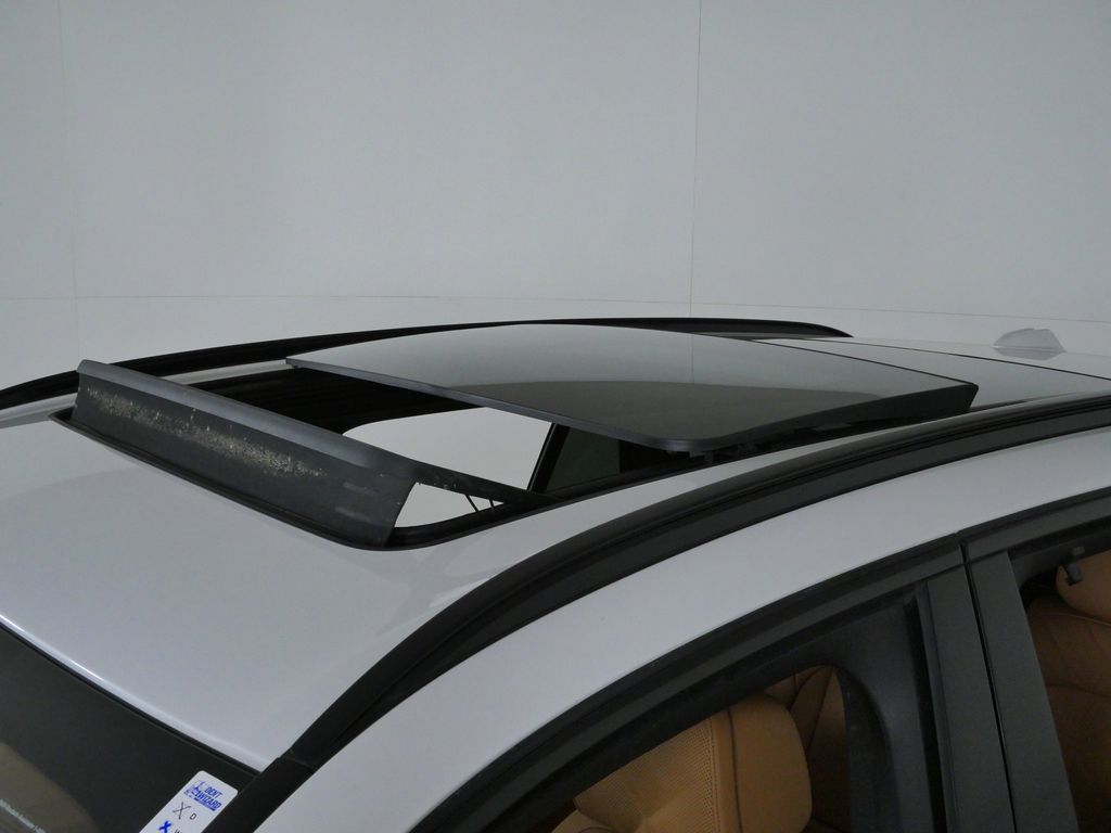 Thumbnail: 2025 BMW X5 - 22