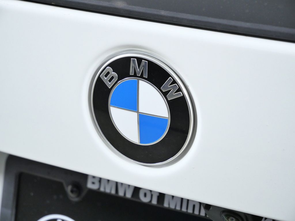 Thumbnail: 2026 BMW X1 - 11