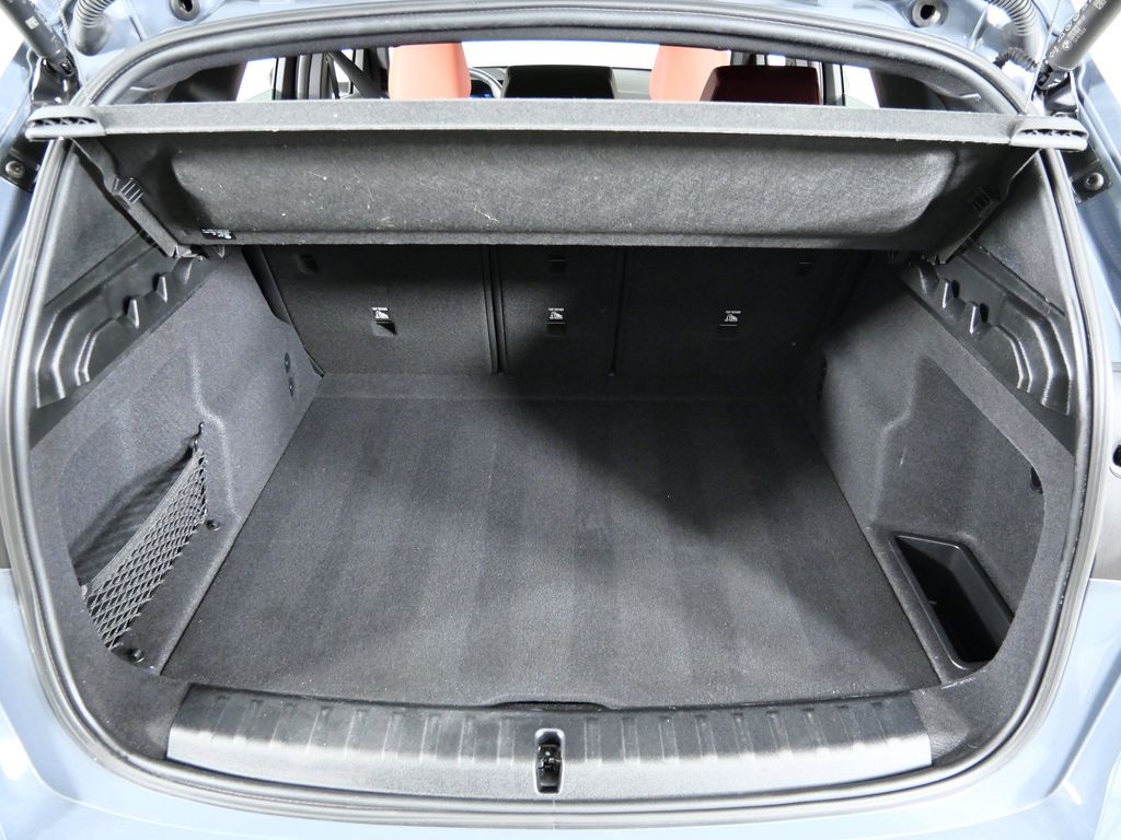 Thumbnail: 2025 BMW X1 - 31