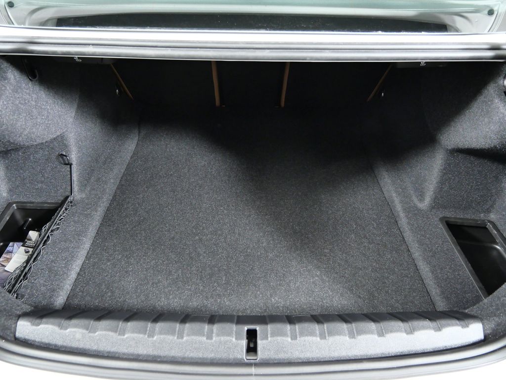 Thumbnail: 2025 BMW 4 Series - 31