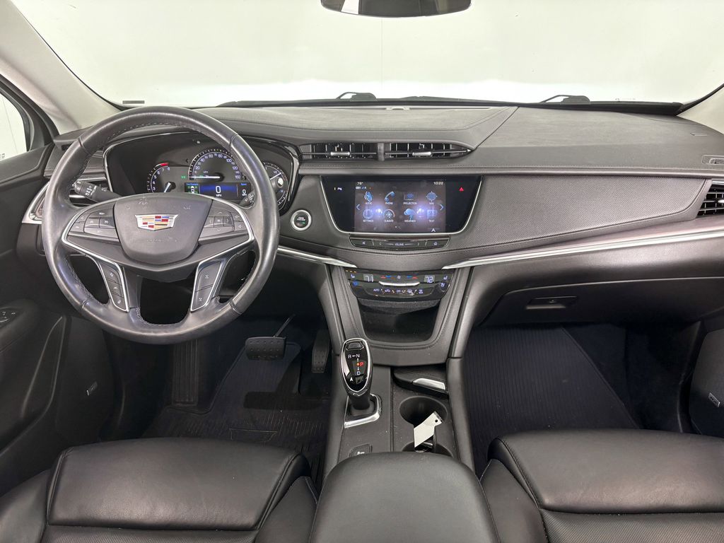Thumbnail: 2018 Cadillac XT5 - 9