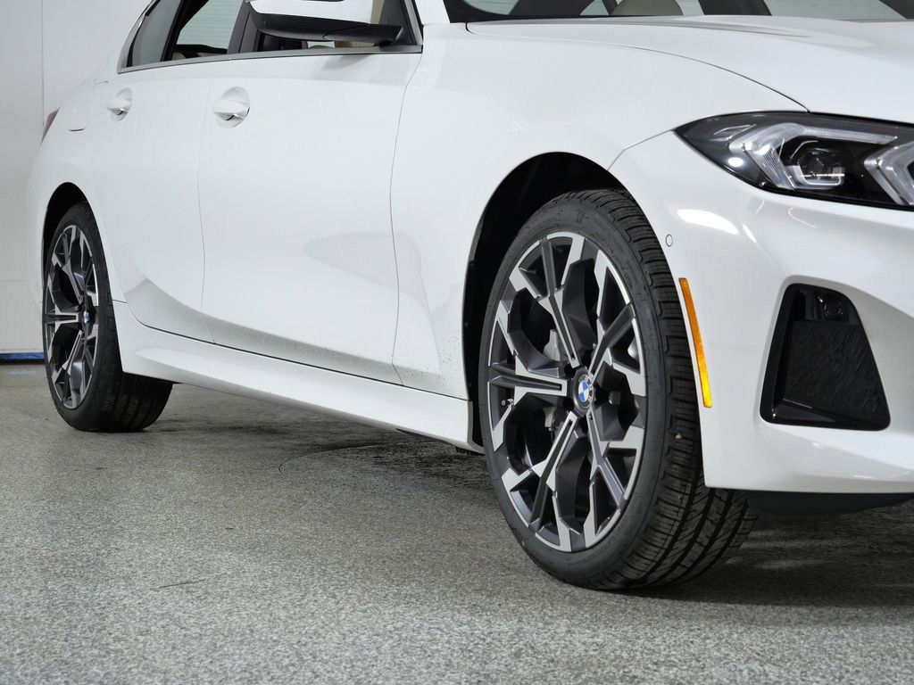 Thumbnail: 2026 BMW 3 Series - 7