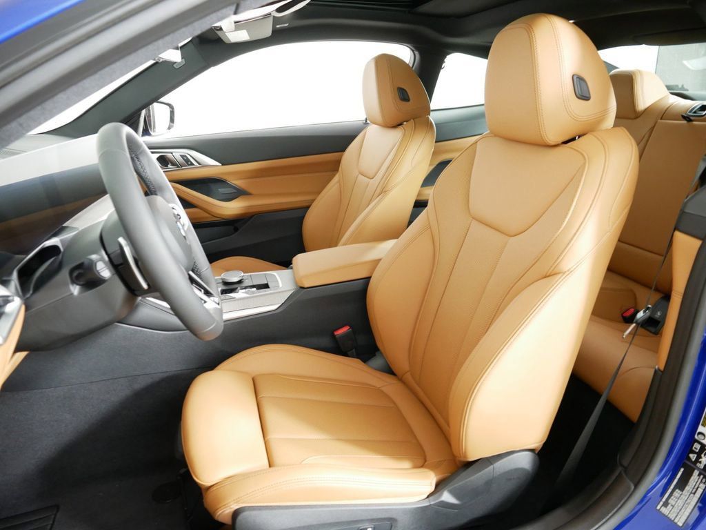 Thumbnail: 2025 BMW 4 Series - 30