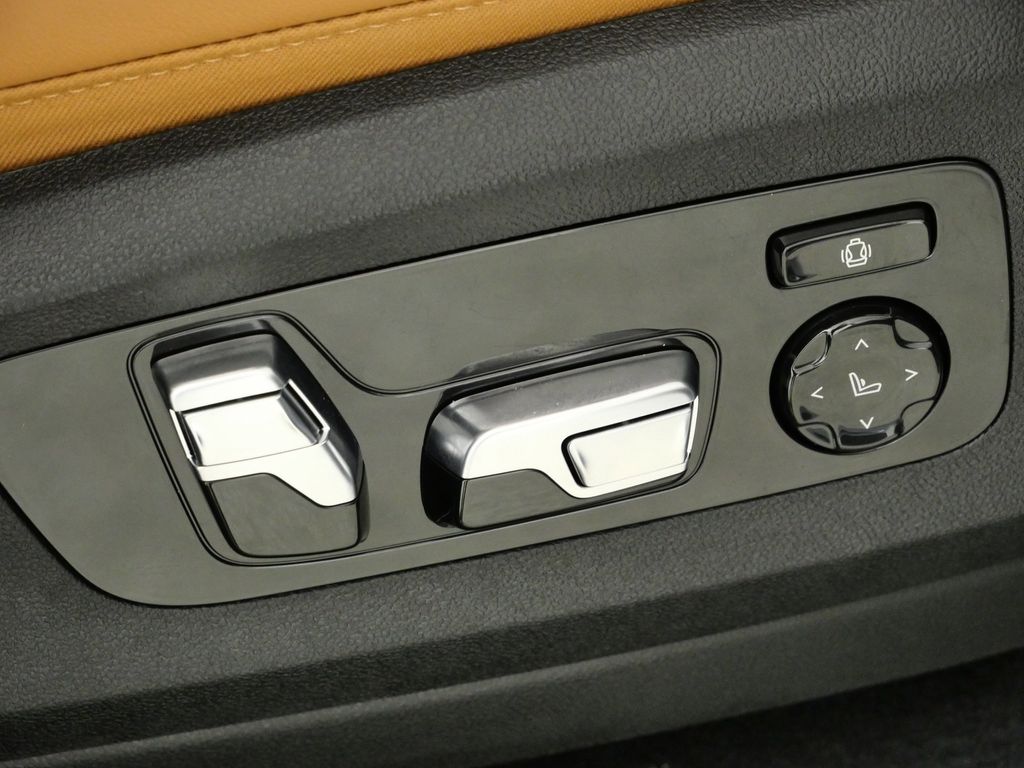 Thumbnail: 2024 BMW X5 - 27