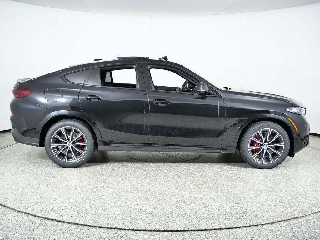 Thumbnail: 2026 BMW X6 - 8