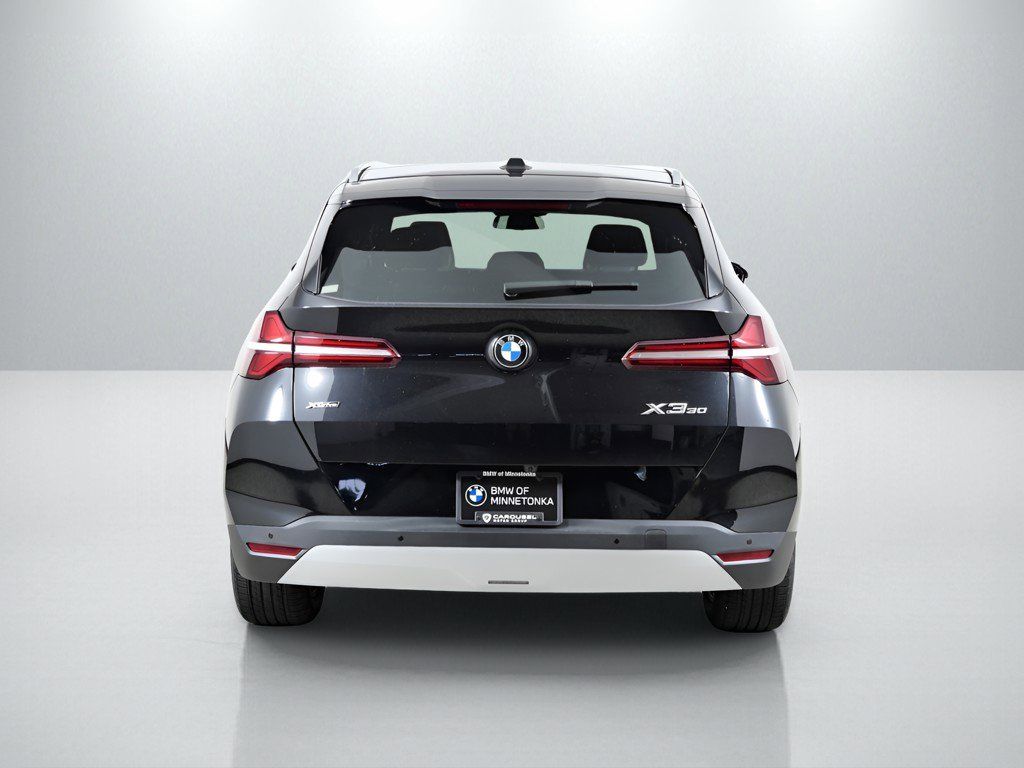 Thumbnail: 2026 BMW X3 - 11