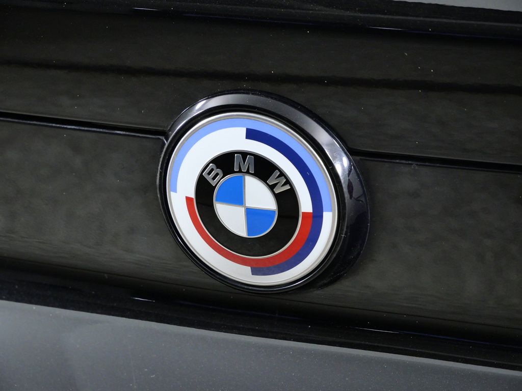 Thumbnail: 2023 BMW X6 - 12