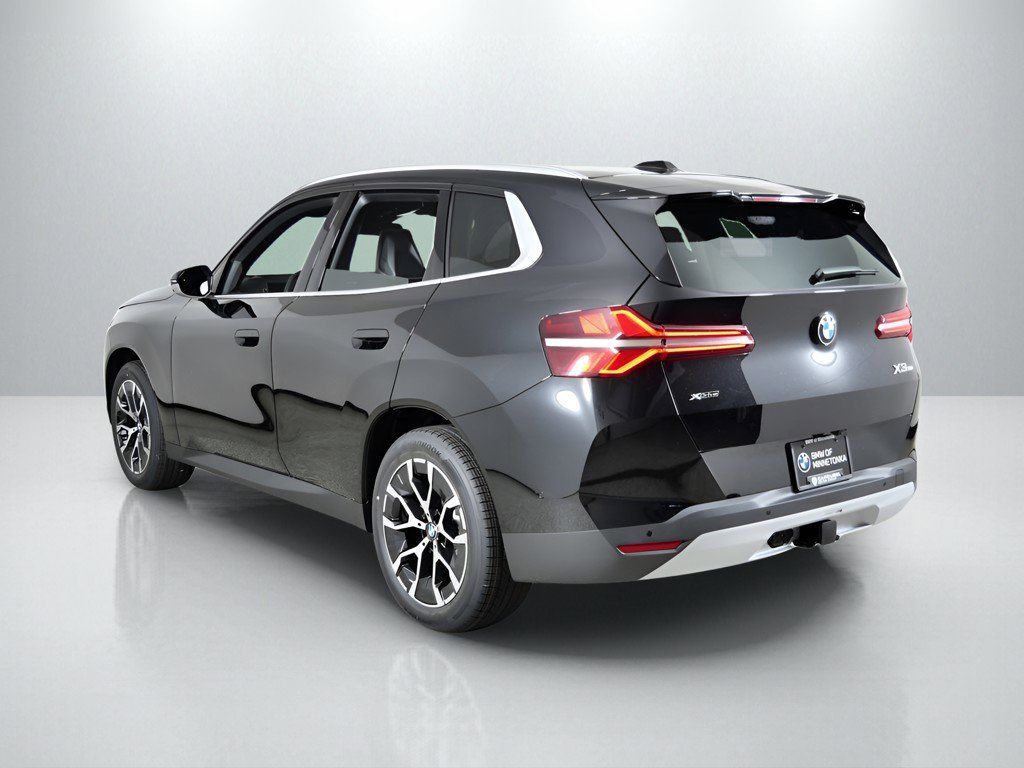 Thumbnail: 2026 BMW X3 - 15