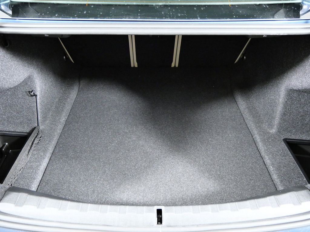 Thumbnail: 2026 BMW 3 Series - 27