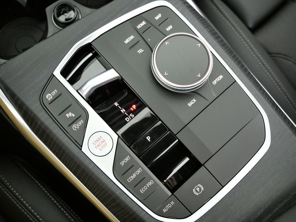 Thumbnail: 2026 BMW 3 Series - 49