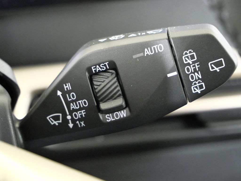 Thumbnail: 2026 BMW iX - 48