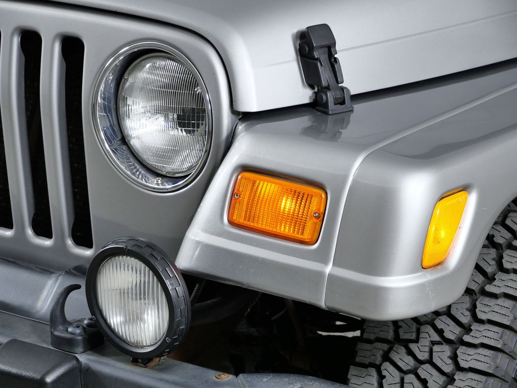 Thumbnail: 2001 Jeep Wrangler - 4