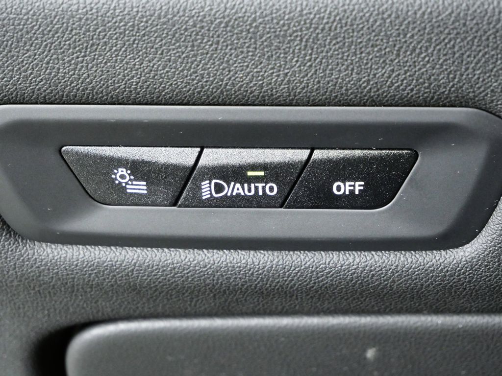 Thumbnail: 2026 BMW X5 - 40