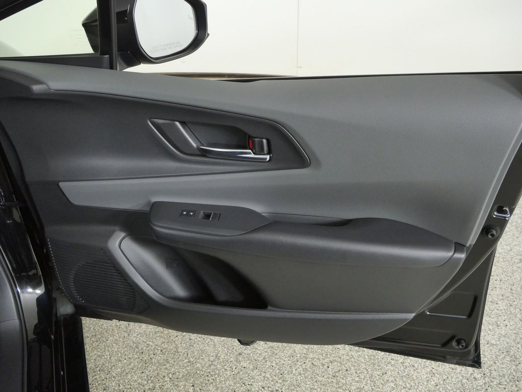 Thumbnail: 2024 Toyota Prius - 20