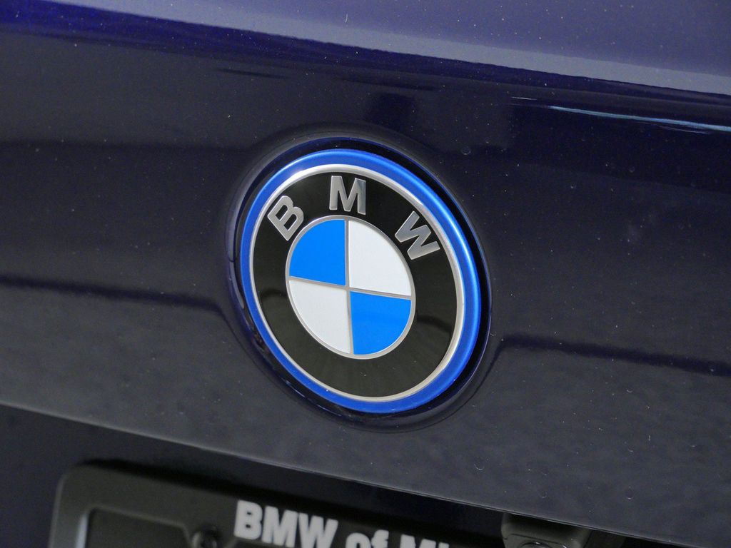 Thumbnail: 2026 BMW X5 - 11