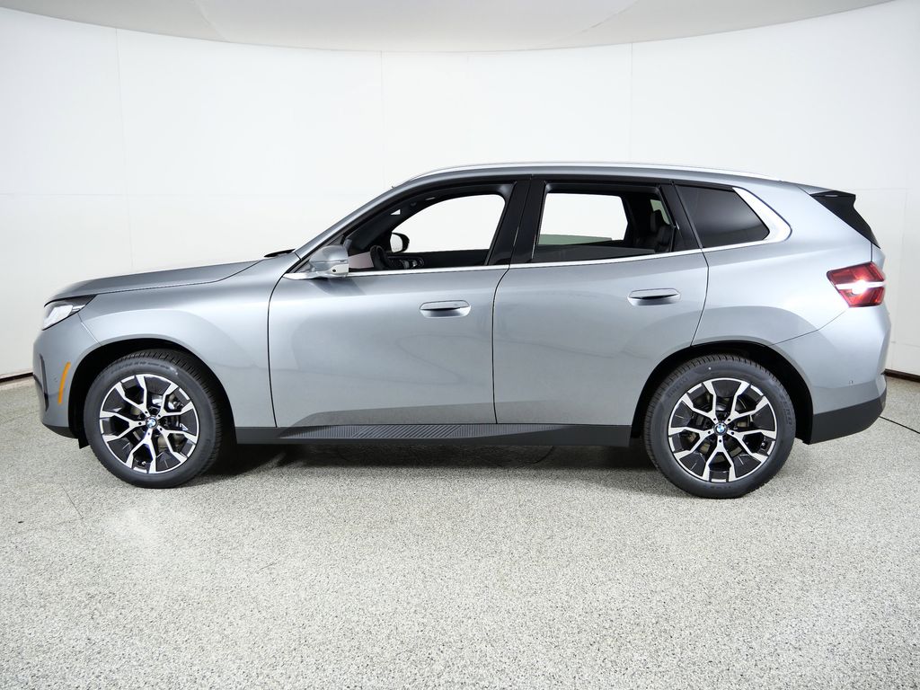 Thumbnail: 2026 BMW X3 - 15