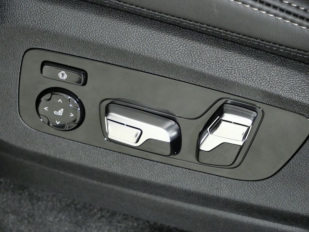 Thumbnail: 2026 BMW X5 - 39