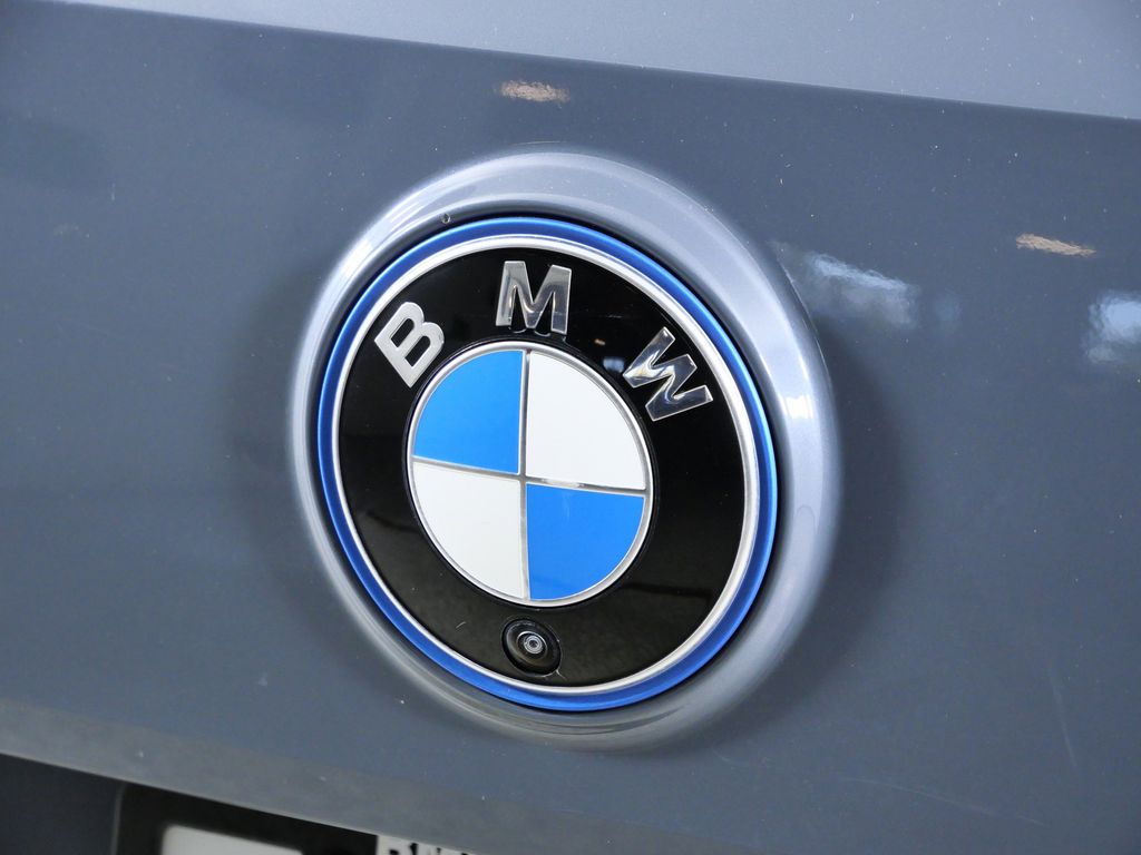 Thumbnail: 2024 BMW iX - 14